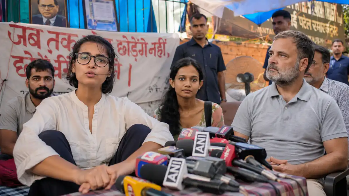 JNU की AISA अध्यक्ष Neha Bora